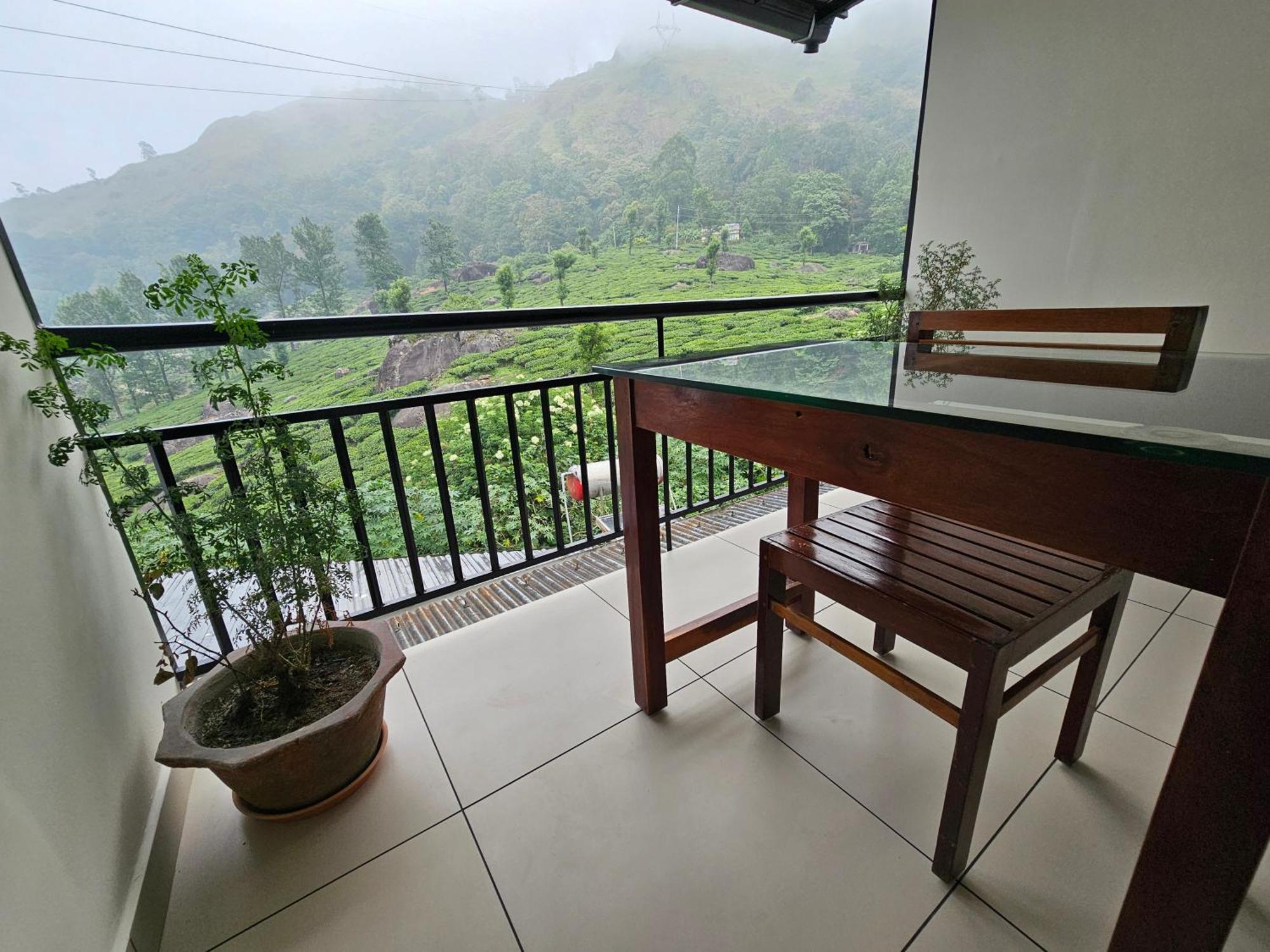 Tea Dale - All Rooms With Tea Estate View Munnar Exterior photo