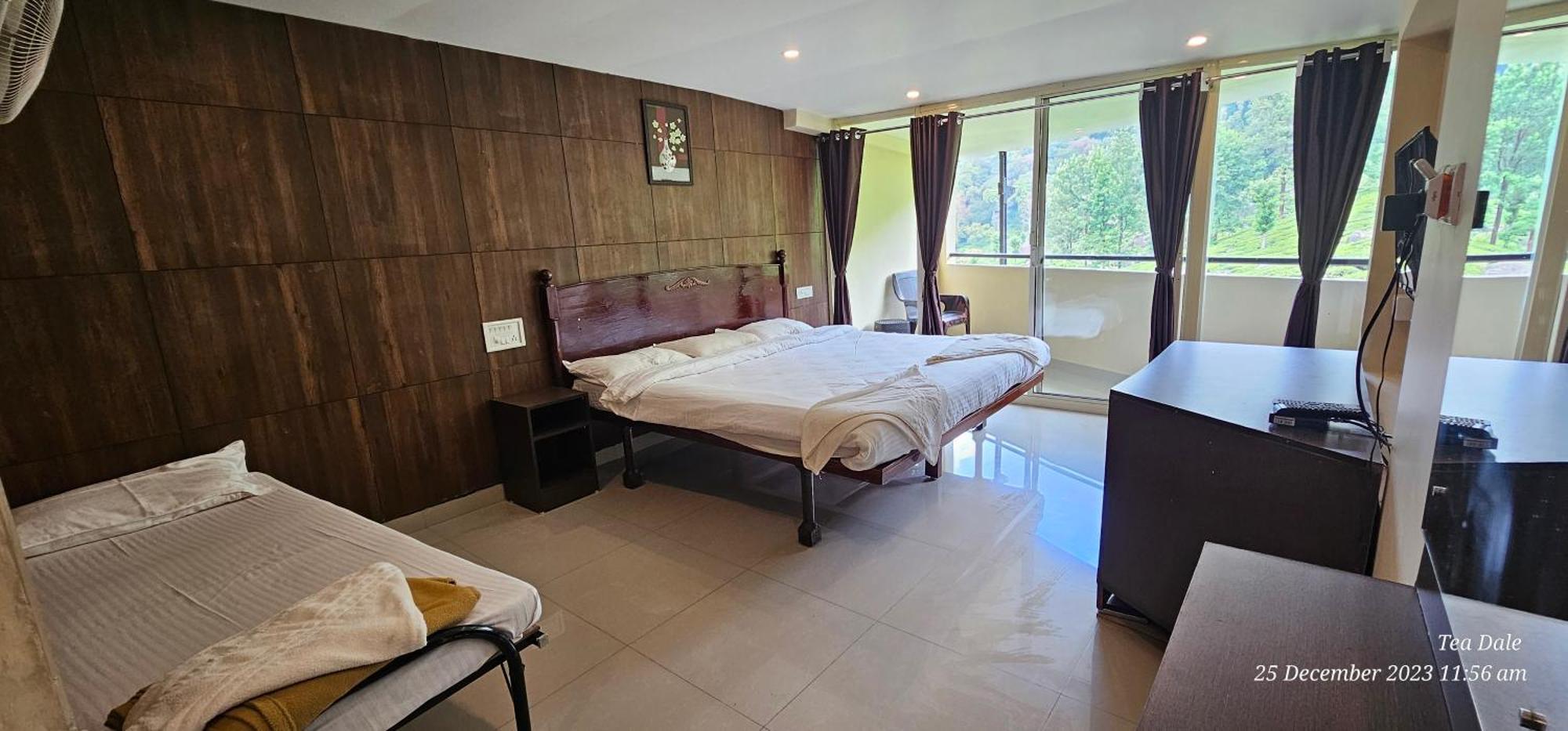 Tea Dale - All Rooms With Tea Estate View Munnar Room photo